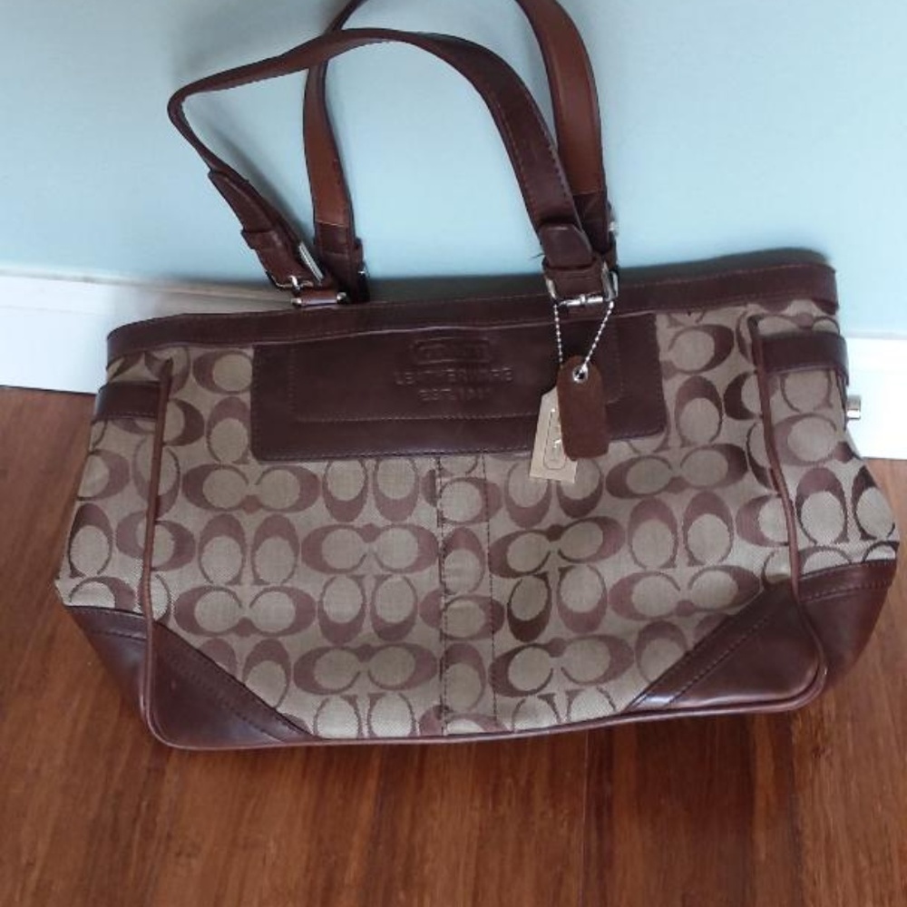 Handbag